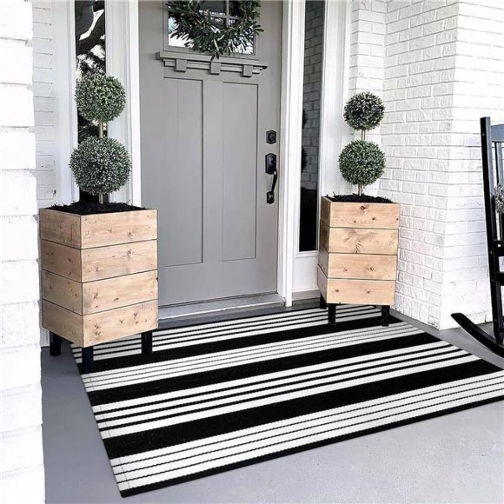 Black &White Outdoor Rug 3x5ft Cotton Hand-Woven Striped Porch Rugs Machine Wash